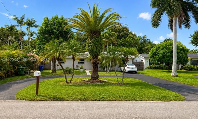 1720 SW 4th St 1720, Fort Lauderdale, FL 33312