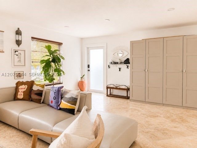 1720 SW 4th St 1720, Fort Lauderdale, FL 33312