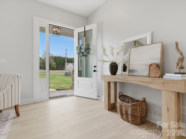 1133 White Jenkins Road, Bessemer City, NC 28016