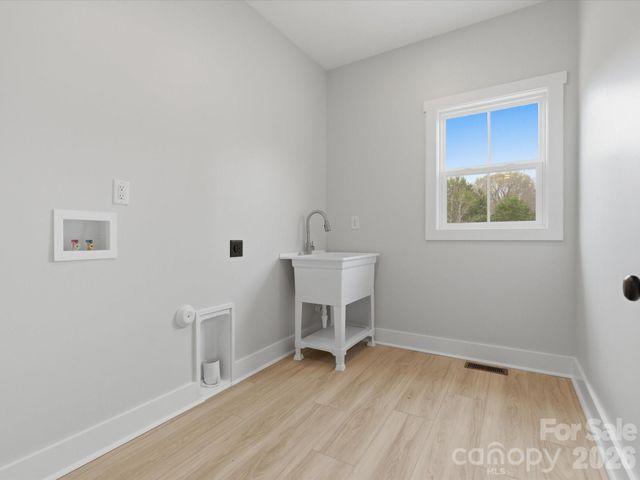 1133 White Jenkins Road, Bessemer City, NC 28016