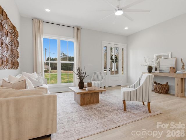 1133 White Jenkins Road, Bessemer City, NC 28016