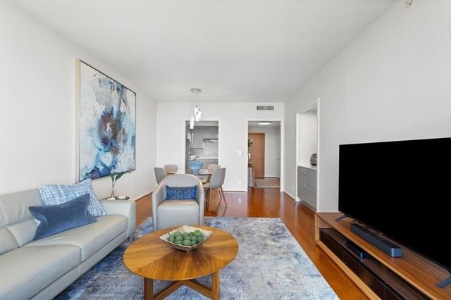 5100 San Felipe Street 88, Houston, TX 77056