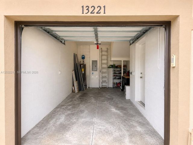 13221 SW 42nd St 8203, Miramar, FL 33027