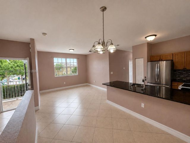 13221 SW 42nd St 8203, Miramar, FL 33027