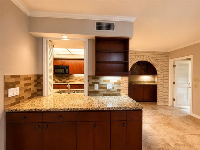77 Townhouse 77, Corpus Christi, TX 78412