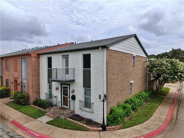 77 Townhouse 77, Corpus Christi, TX 78412
