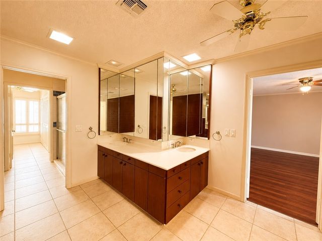 77 Townhouse 77, Corpus Christi, TX 78412