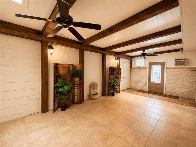 77 Townhouse 77, Corpus Christi, TX 78412