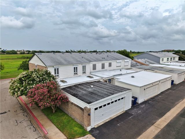 77 Townhouse 77, Corpus Christi, TX 78412