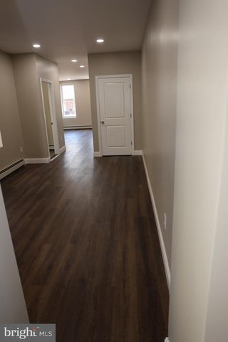 117 WALNUT AVE, Trenton, NJ 08609