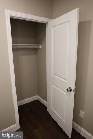 117 WALNUT AVE, Trenton, NJ 08609