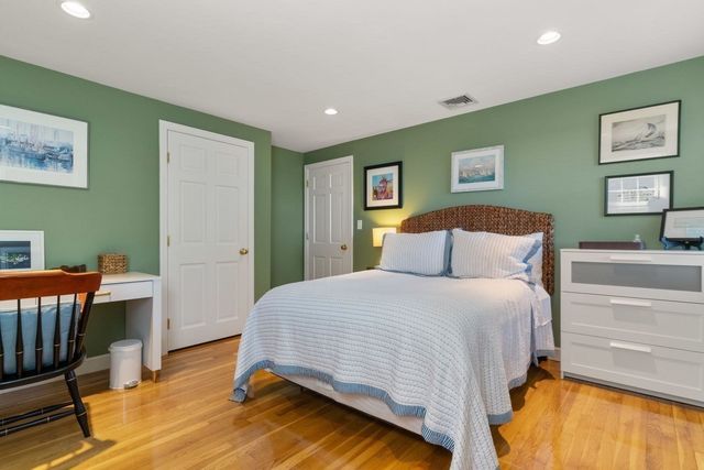 6 Tower Dr, Dover, MA 02030