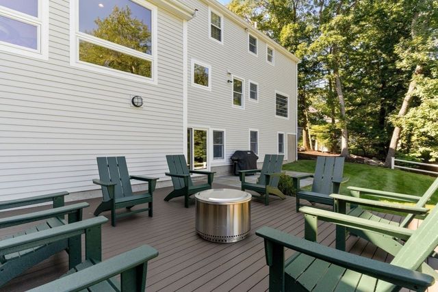 6 Tower Dr, Dover, MA 02030