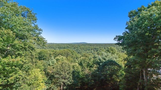 6 Tower Dr, Dover, MA 02030