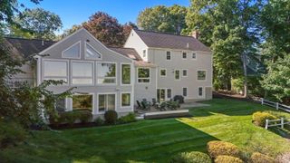 6 Tower Dr, Dover, MA 02030