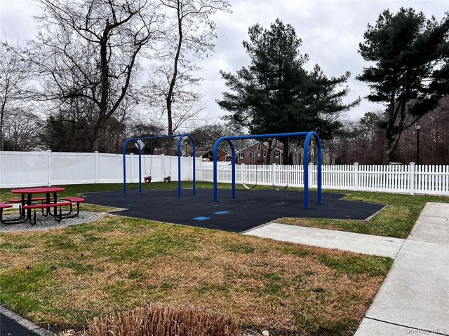 40 W 4th Street 149, Patchogue, NY 11772