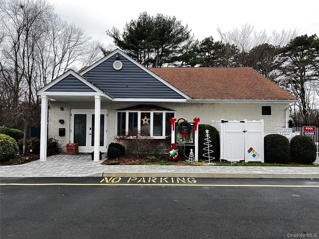 40 W 4th Street 149, Patchogue, NY 11772
