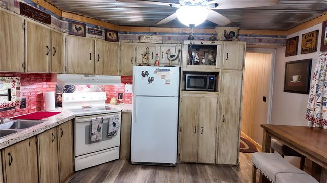 135 Wendy Street, Trinity, TX 75862
