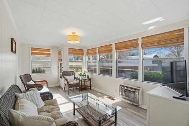 208 E Fairview Ave, Gafffney, SC 29341