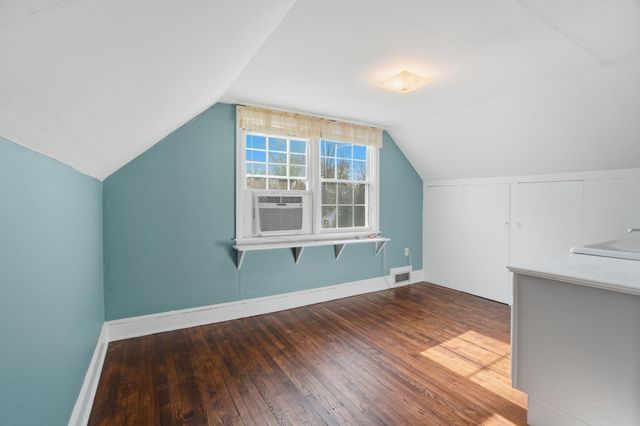 208 E Fairview Ave, Gafffney, SC 29341