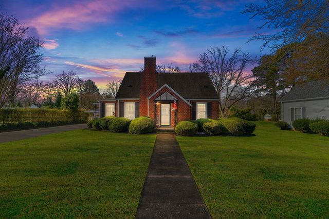 208 E Fairview Ave, Gafffney, SC 29341