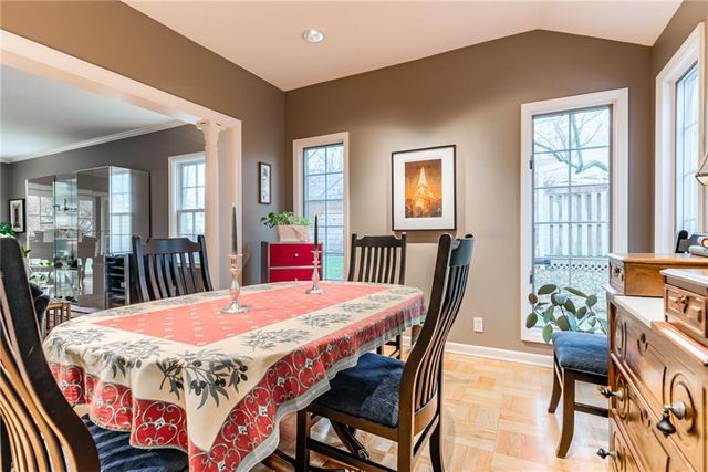 2032 W 96th Street, Leawood, KS 66206