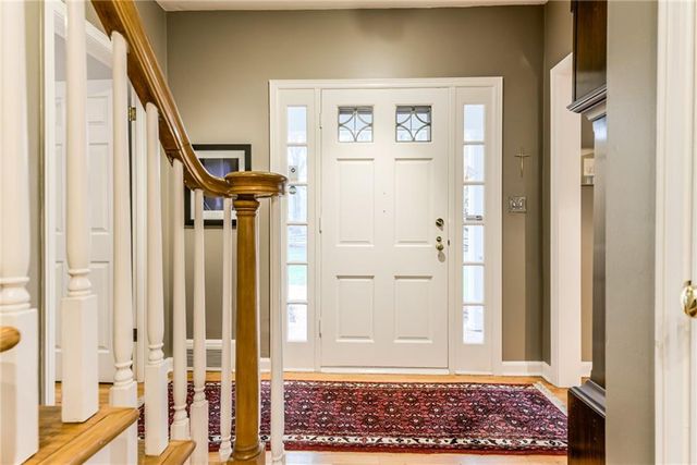 2032 W 96th Street, Leawood, KS 66206