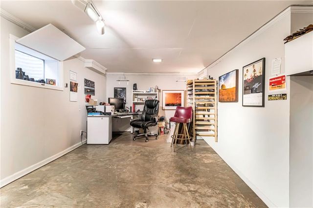 2032 W 96th Street, Leawood, KS 66206