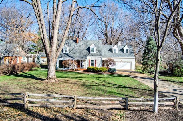 2032 W 96th Street, Leawood, KS 66206