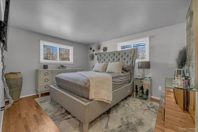 33027 Meadowlark Street, Farmington, MI 48336