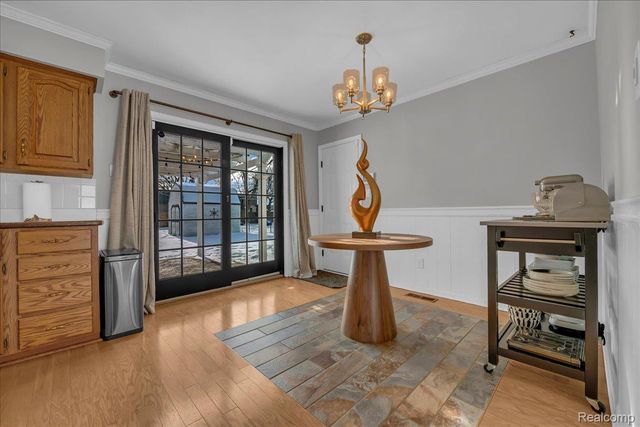 33027 Meadowlark Street, Farmington, MI 48336