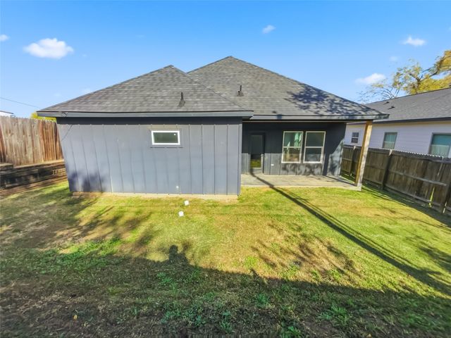 1906 Avenue B, Fort Worth, TX 76104