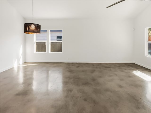 1906 Avenue B, Fort Worth, TX 76104