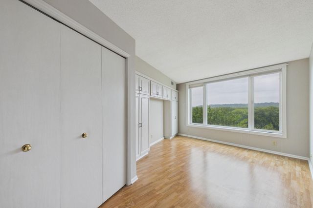 1021 Sibley Memorial Highway 204, Mendota Heights, MN 55118