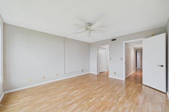 1021 Sibley Memorial Highway 204, Mendota Heights, MN 55118