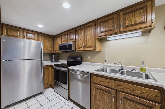 1021 Sibley Memorial Highway 204, Mendota Heights, MN 55118