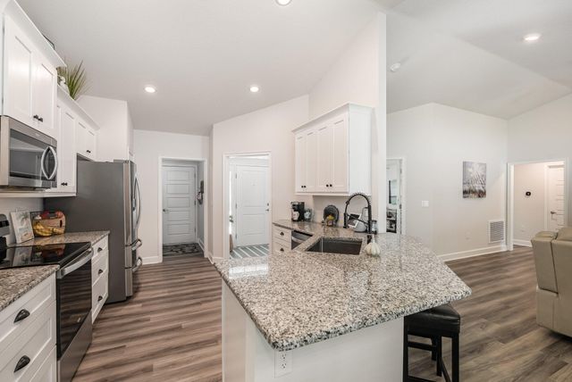 1486 Harper Boulevard SW, Palm Bay, FL 32908