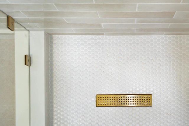 1505 Highgrove Drive, Escondido, CA 92027