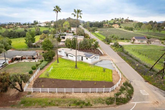 1505 Highgrove Drive, Escondido, CA 92027