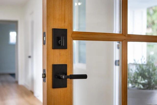 1505 Highgrove Drive, Escondido, CA 92027