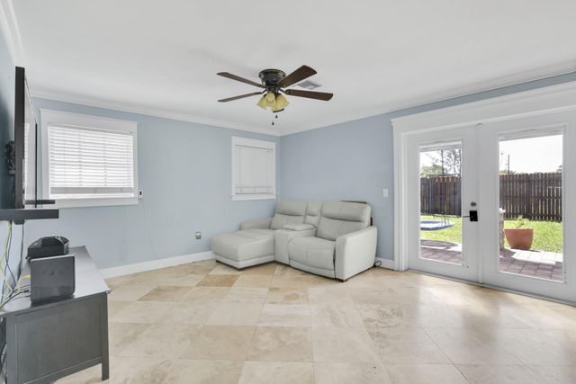2640 NW 80th Ave, Margate, FL 33063