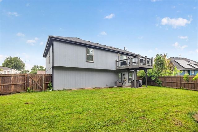 10307 NW 85th Court, Kansas City, MO 64153