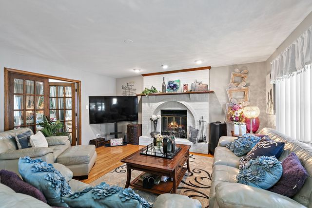 15410 Leclaire Avenue, Oak Forest, IL 60452