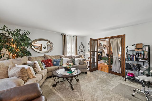 15410 Leclaire Avenue, Oak Forest, IL 60452