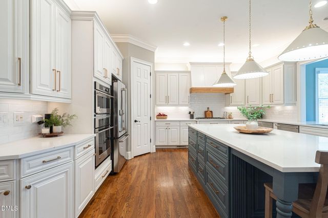 6041 Mentmore Place, Cary, NC 27519