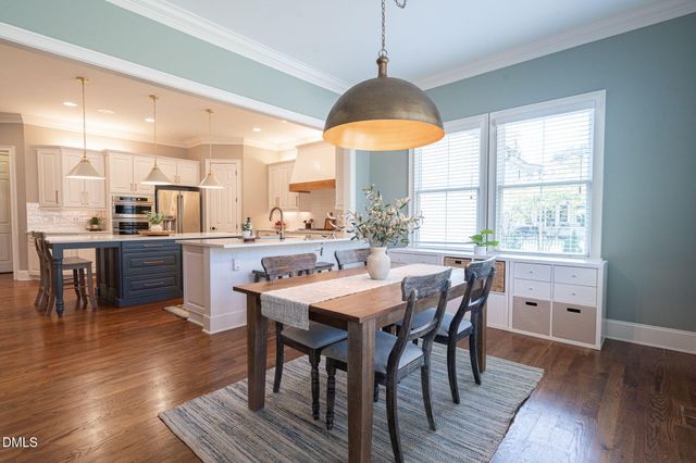 6041 Mentmore Place, Cary, NC 27519