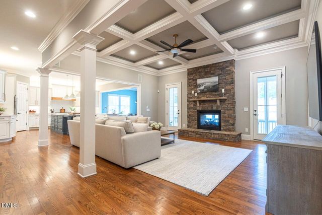 6041 Mentmore Place, Cary, NC 27519