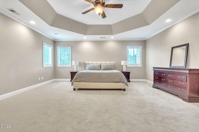 6041 Mentmore Place, Cary, NC 27519