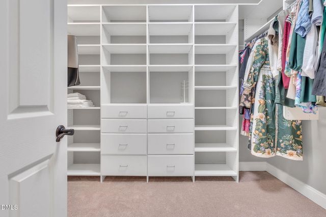 6041 Mentmore Place, Cary, NC 27519