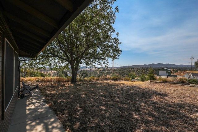 16177 Laurie Ann Lane, Redding, CA 96001